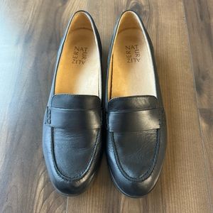Naturalizer Milo loafer